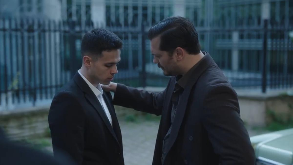  Eşref, raconu gençler için kesti: "Siz vatana hayırlı evlat olacaksınız" 1