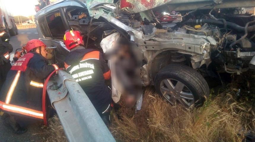 Silivri&rsquo;de feci kaza: 1 &ouml;l&uuml;, 1 yaralı