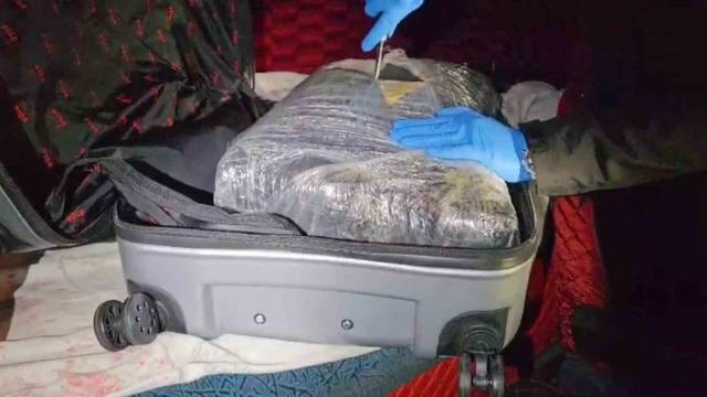 Sivas&rsquo;ta 12 kilo uyuşturucu ele ge&ccedil;irildi: 2 tutuklama 3