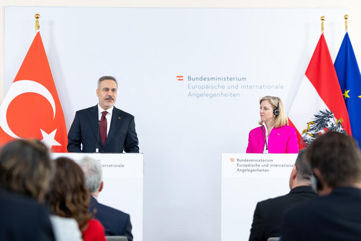 Bakan Fidan dan ABD-İran ateşkesi hakkında açıklama: "Mümkün olmayabilir" 1