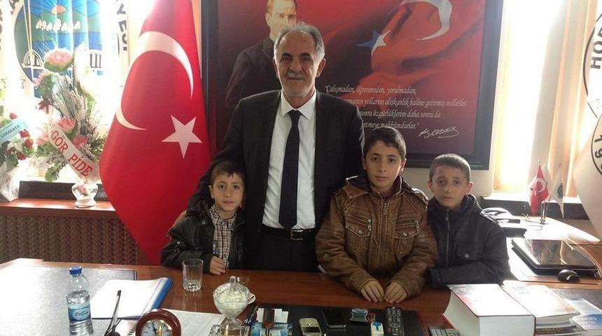 Başkan Aydın&rsquo;dan 23 Nisan Ulusal Egemenlik ve &Ccedil;ocuk Bayramı mesajı