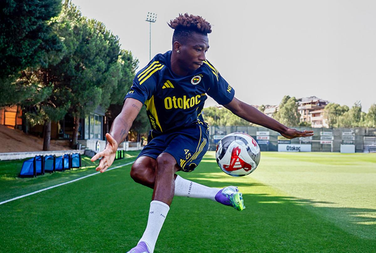 Fenerbah&ccedil;e nin gen&ccedil; yıldızı Dorgeles Nene ye Dortmund talip oldu! 2
