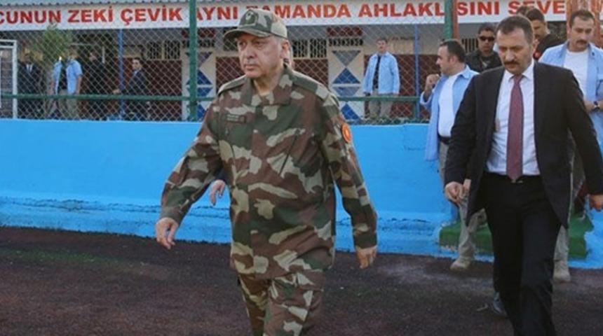 TSK, yeni &uuml;niformalar i&ccedil;in &uuml;retimi hızlandırdı! Cumhurbaşkanı Erdoğan da giymişti