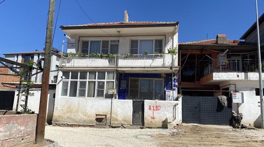 Namaz i&ccedil;in uyandı, oğlunu banyoda &ouml;l&uuml; buldu