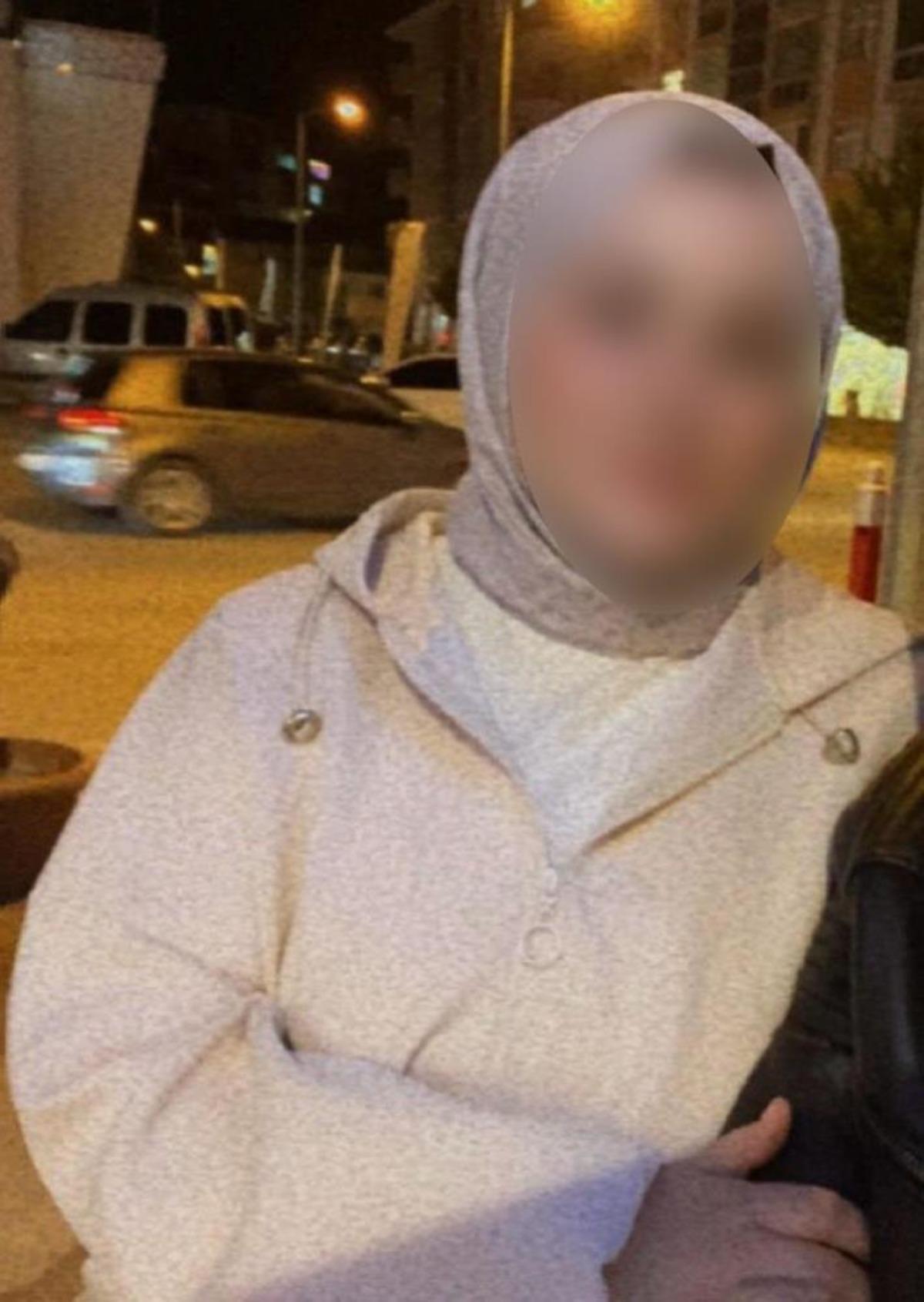 Ara&ccedil;ta &ouml;l&uuml; bulunmuştu, 2 yıl sonra eşini "kasten &ouml;ld&uuml;rme" su&ccedil;lamasıyla yargılandı 2