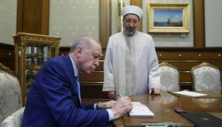 Erdoğan, T&uuml;rkiye Diyanet Vakfına kurban bağışında bulundu