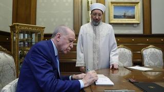 Cumhurbaşkanı Erdoğan, Türkiye Diyanet Vakfına kurban bağışında bulundu