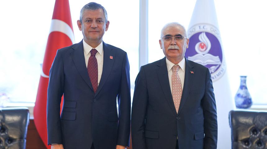 CHP Genel Başkanı &Ouml;zel: "Bu ziyareti bir nezaket, makama saygı ve g&uuml;ven &ccedil;er&ccedil;evesinde yapıyoruz"