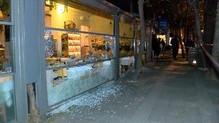 Kadıköy'de restorana silahlı saldırı: Kaçmaya çalışırken yakalandı