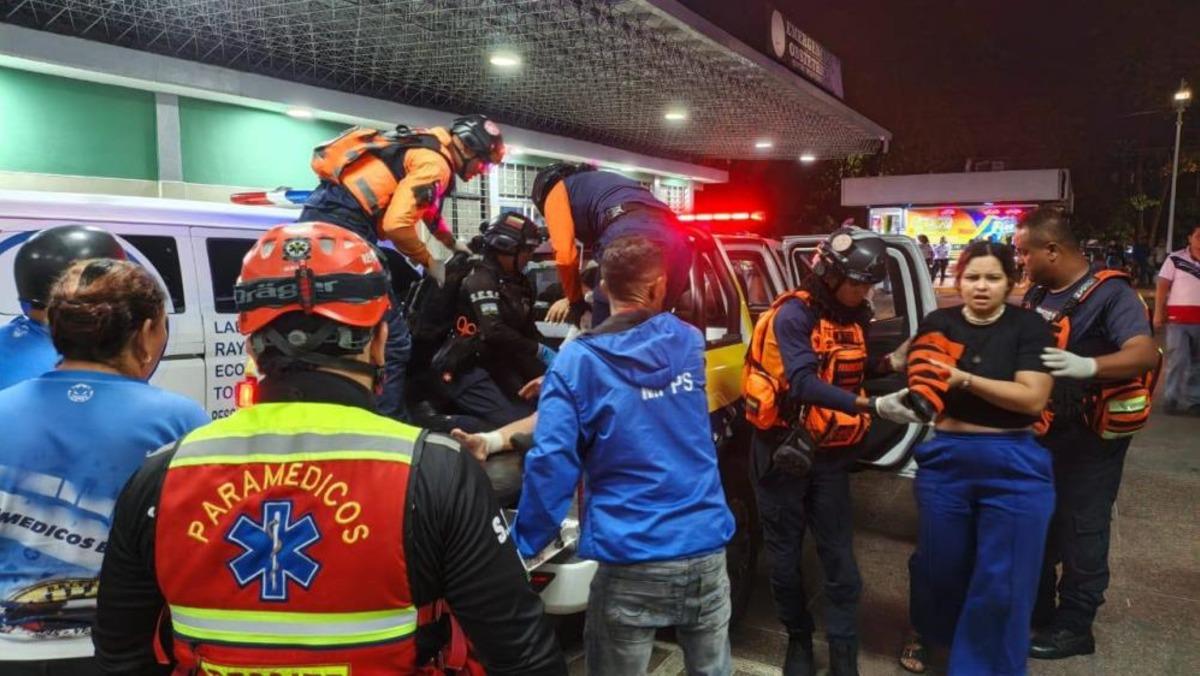 Venezuela da 7 eyalette şiddetli yağış ve sel alarmı 2