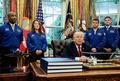 Trump, UFO dosyalar�n�n a��klanaca��n� duyurdu: 