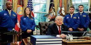 Trump, UFO dosyalarının a&ccedil;ıklanacağını duyurdu: "&Ccedil;ok ilgin&ccedil; olacak"