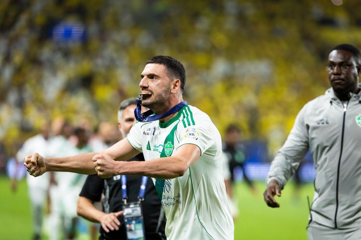 Merih Demiral ile Cristiano Ronaldo papaz oldu! Ma&ccedil; sonu kapıştılar 2