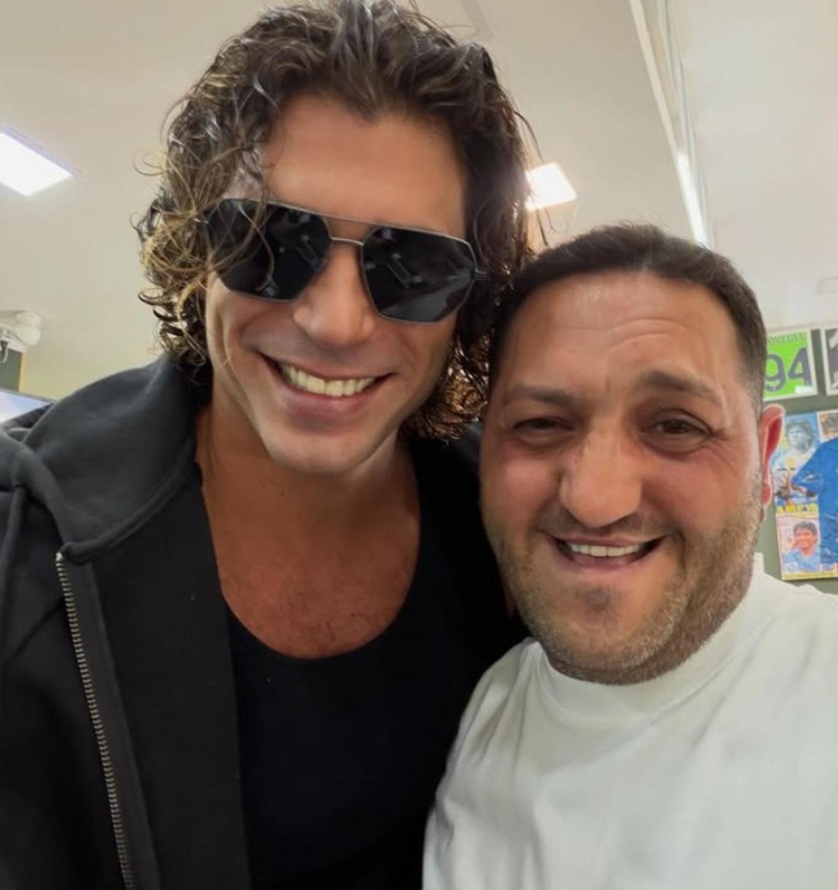 Can Yaman sa&ccedil;ı bıraktı, sakalı kesti! Kimse tanıyamadı  1