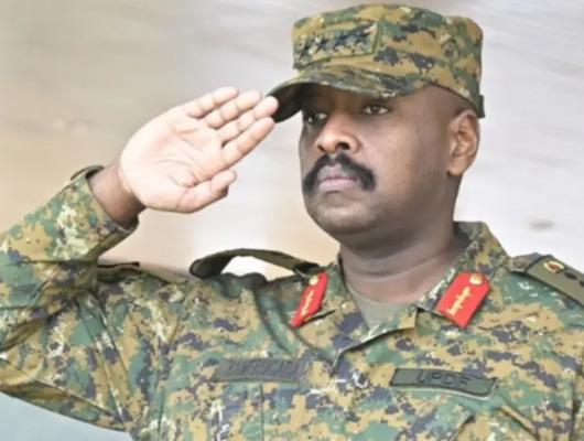 Arsız Ugandalı 'komutan' kendini kaybetti! Akıl dışı s&ouml;zler: 5 T&uuml;rk kadınıyla evlendim