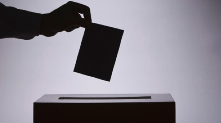 CHP’li Umut Oran'dan çok konuşulacak kitapçık