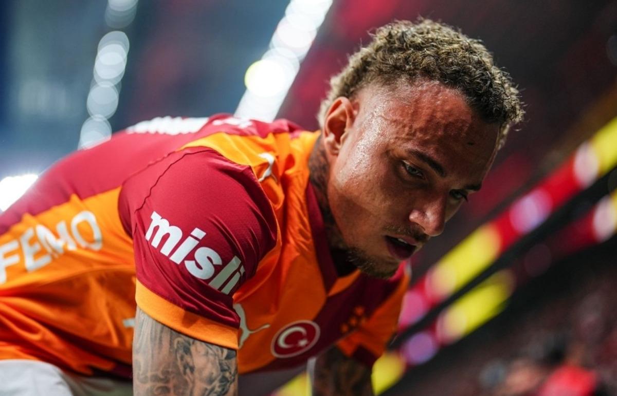 Galatasaray da Noa Lang ve Sacha Boey 3 ma&ccedil; sonra ayrılıyor! 1