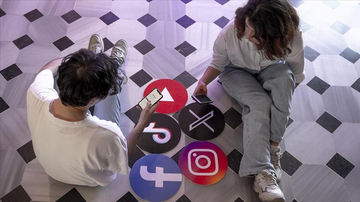 Sosyal medyada yeni d&ouml;nemin şifreleri: e-Devlet detayına dikkat! 2