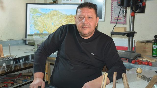 Siparişlere yetişmeye çalışıyor: Küçük bir atölyede üretiliyor