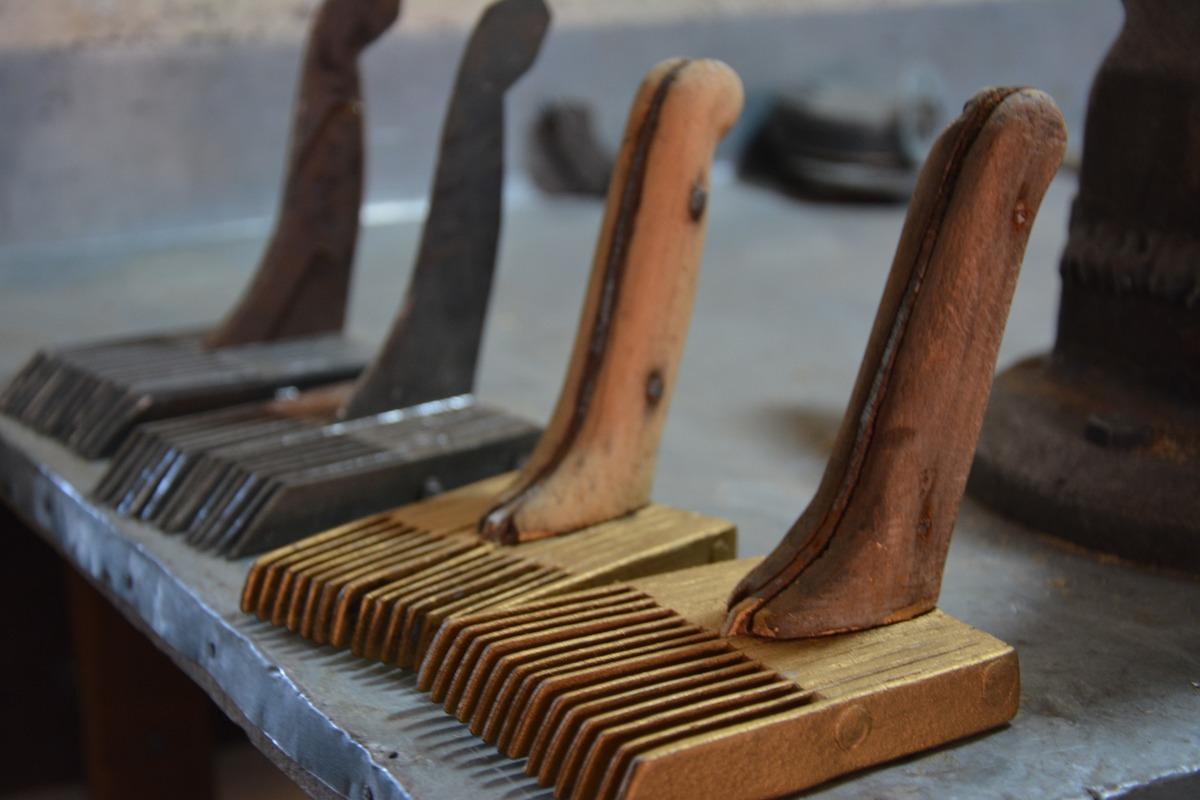 Siparişlere yetişmeye &ccedil;alışıyor: K&uuml;&ccedil;&uuml;k bir at&ouml;lyede &uuml;retiliyor 1