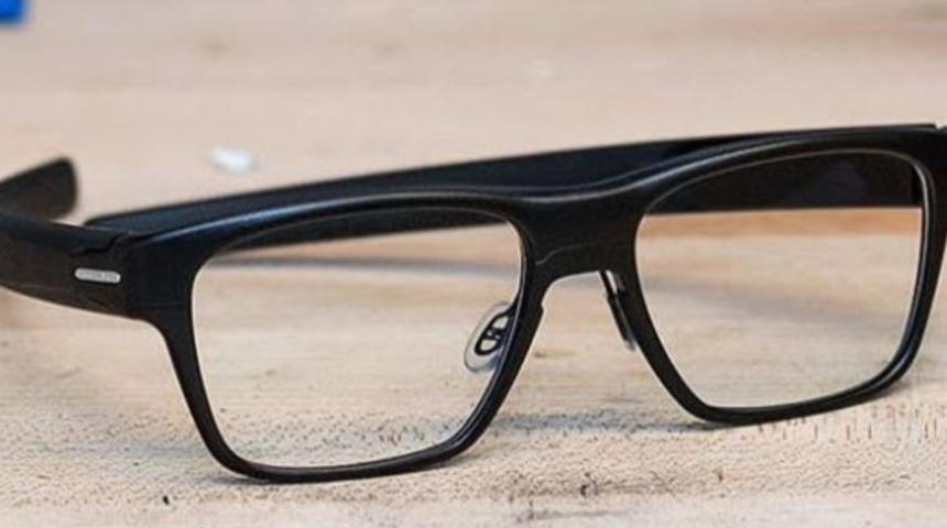 Intel akıllı g&ouml;zl&uuml;k pazarına veda etti