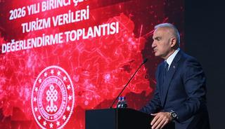 Bakan Ersoy&rsquo;dan Erdoğan vurgusu! Krizlerle &ccedil;evrili coğrafyada T&uuml;rkiye &ldquo;İstikrar Adası&rdquo;