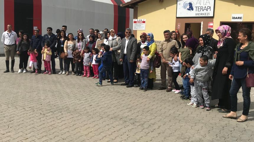 Engelli &ccedil;ocukların 23 Nisan&rsquo;ı kutlandı