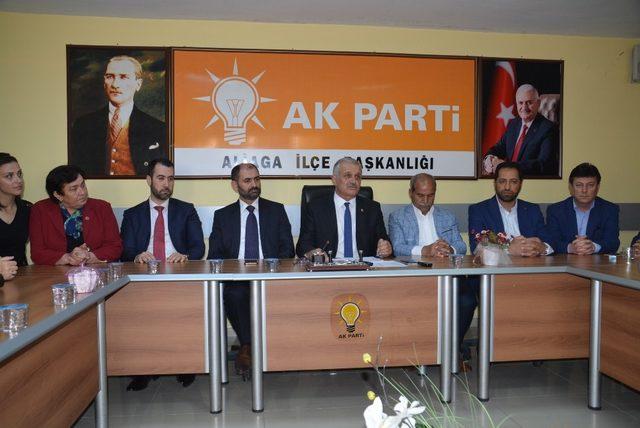 AK Parti Aliağa’da asil yönetim kurulu belirlendi