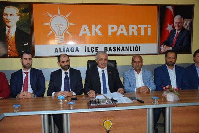 AK Parti Aliağa’da asil yönetim kurulu belirlendi