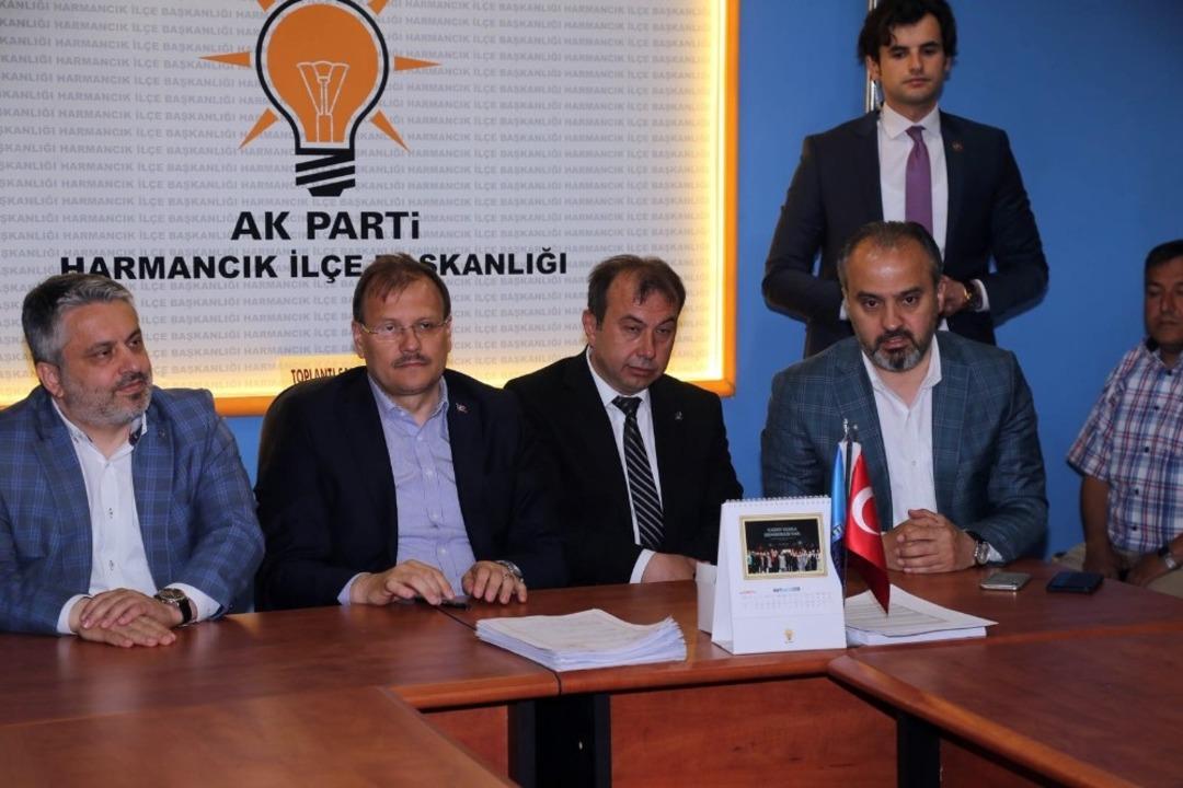 Başbakan Yardımcısı Hakan &Ccedil;avuşoğlu: