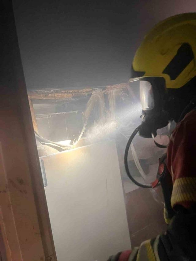 Edremit&rsquo;te korkutan ev yangını 2