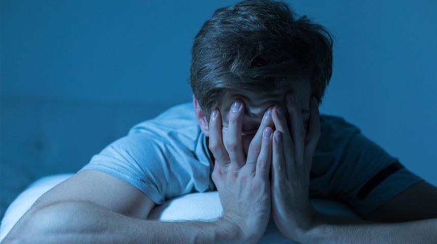 Horlama deyip ge&ccedil;meyin! Bu hastalığın habercisi olabilir