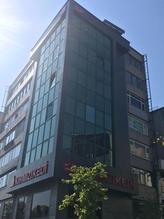 Kırmızı Kedi Yayınevi sekizinci şubesini 23 Nisan'da Beşiktaş'ta açacak 