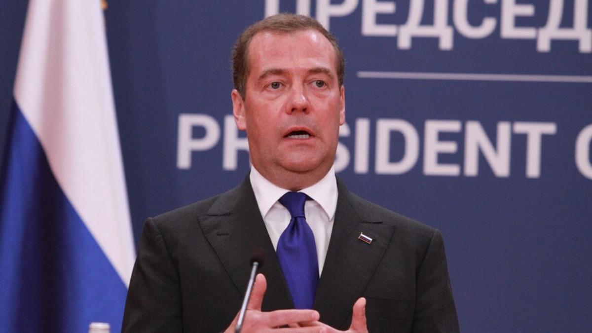 Rusya dan "n&uuml;kleer kıyamet" uyarısı! "Ya aptallar ya da hayalperest" 2