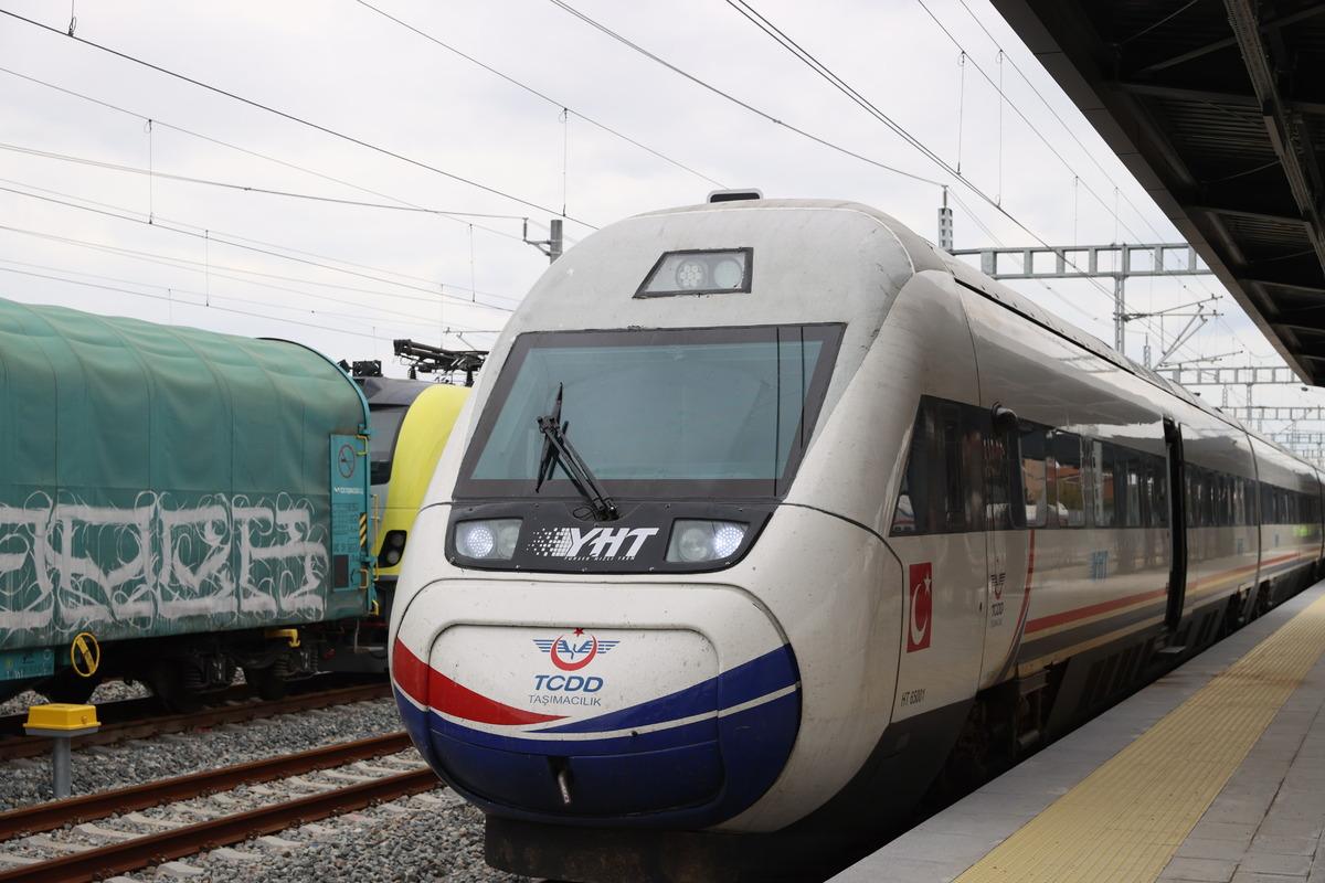Edirne de hızlı tren heyecanı! Vali test s&uuml;r&uuml;ş&uuml;ne katıldı 3