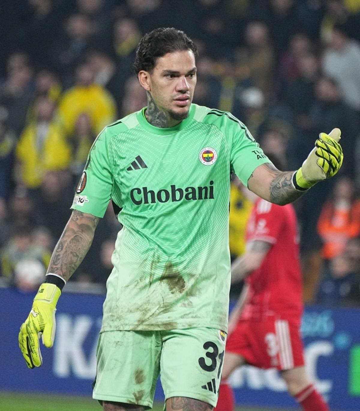 PFDK Fenerbah&ccedil;eli Ederson ve Mert Hakan Yandaş a verilen cezayı a&ccedil;ıkladı! 1