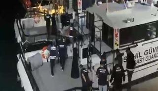 Yelkenli tekneye uyuşturucu operasyonu: 5 tutuklama