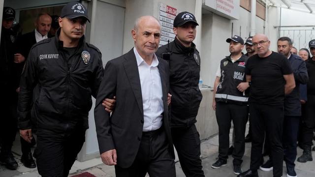 Görevinden uzaklaştırılan Büyükçekmece Belediye Başkanı Akgün'e 183 yıla kadar hapis talebi