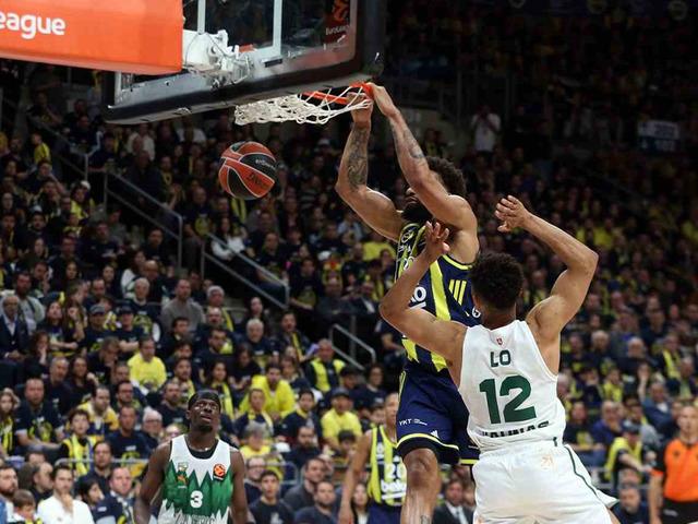 Fenerbah&ccedil;e seride 2-0 &ouml;ne ge&ccedil;ti