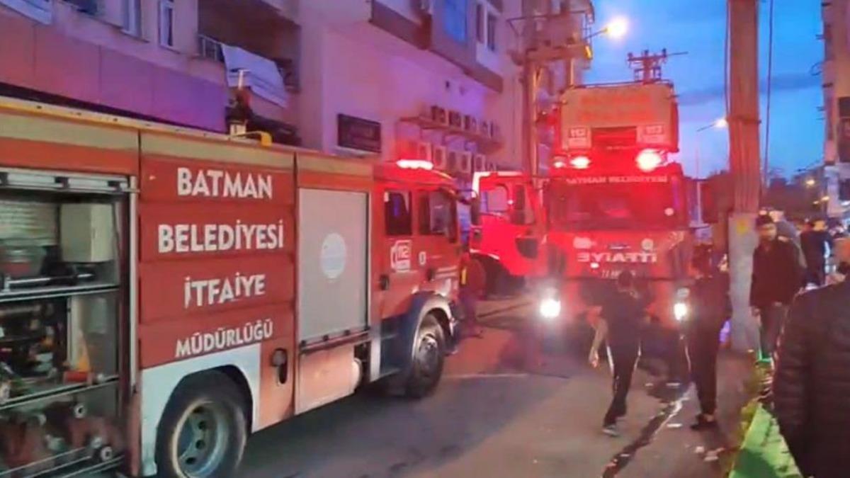 Evde bir kadın ve bir erkek yanmış halde ölü bulundu