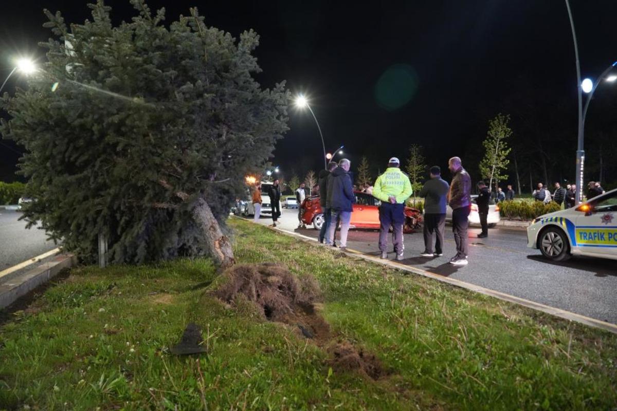 Niğde de kontrolden &ccedil;ıkan otomobil takla attı: 1 yaralı 2