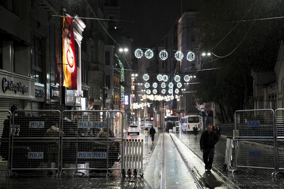 Metro, tramvay ve füniküler seferlerine 1 Mayıs ayarı 1