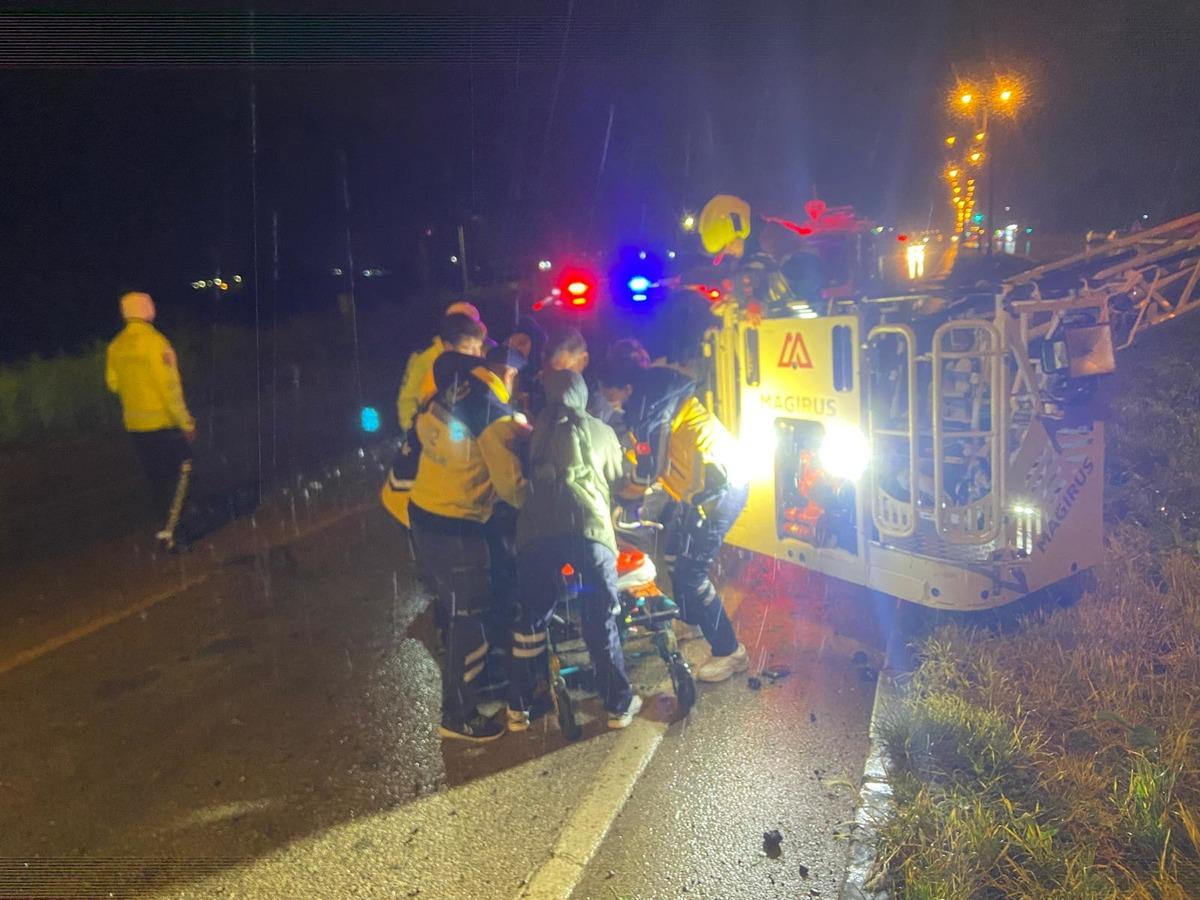 Balıkesir de yolcu otobüsü kaza yaptı: 3 ölü, 31 yaralı var 2