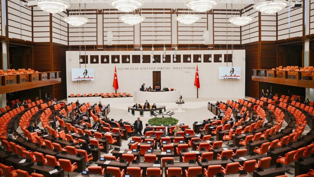 Anne babalara daha &ccedil;ok izin, &ccedil;ocuklara yaş sınırı!  1