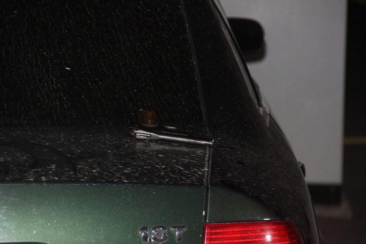 GÜNCELLEME - Park halindeki otomobilde silahlı kavga: 1 ölü, 2 ağır yaralı G2