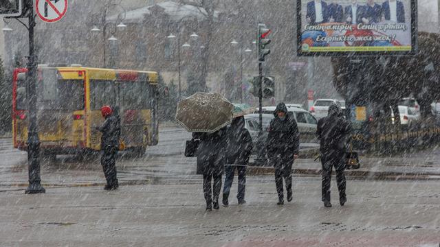Meteoroloji tarih verdi! Kışlıkları kaldırmayın: Sıcaklıklar 10 derece birden düşecek!