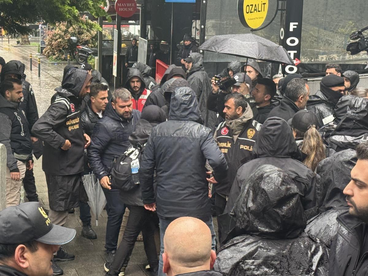 SON DAKİKA | 1 Mayıs ta Taksim e yürümek isteyenlere müdahale 6