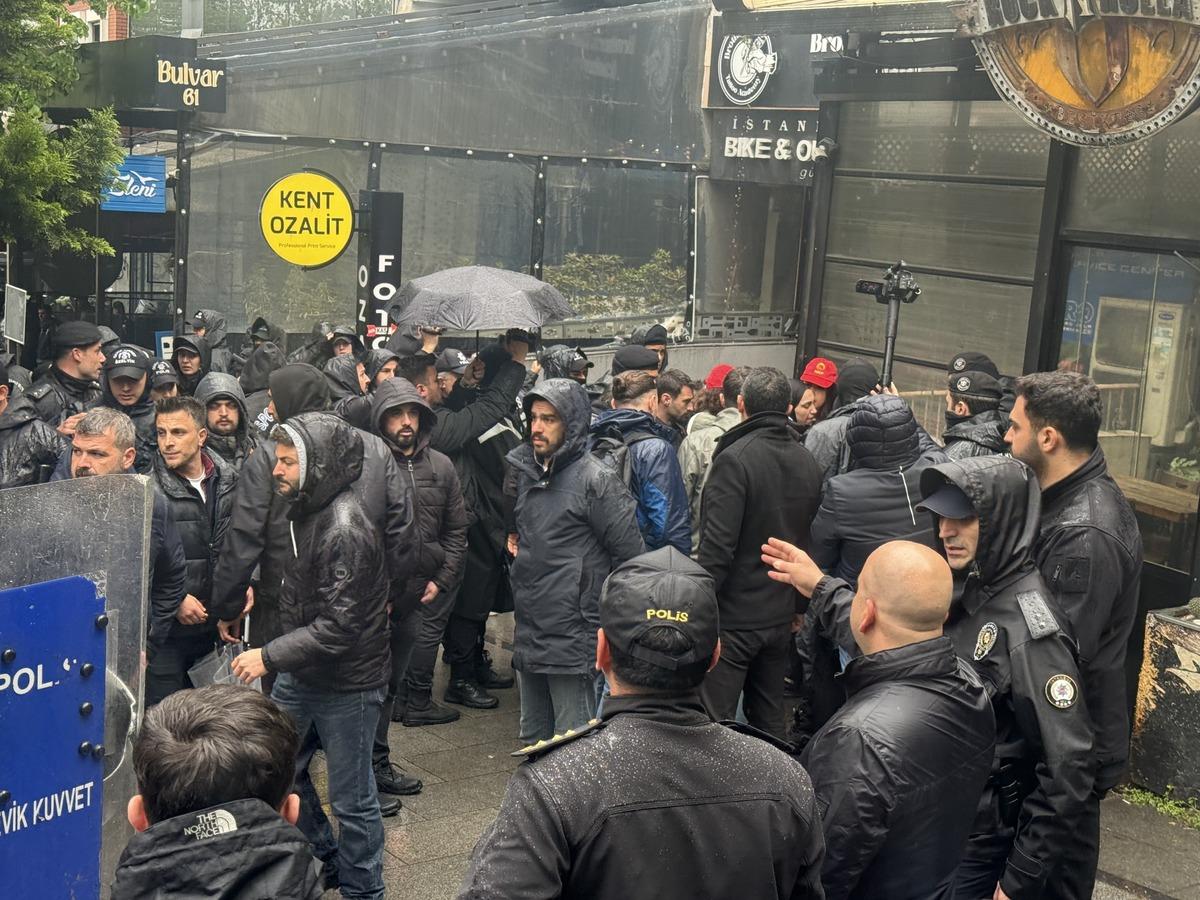 SON DAKİKA | 1 Mayıs ta Taksim e yürümek isteyenlere müdahale 7