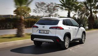 Toyoto'dan atak! 3 fabrika kurup &uuml;retimi &uuml;&ccedil; katına &ccedil;ıkaracak
