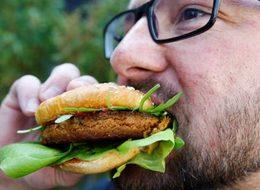 Türk girişimci "Böcek burger" ile köşeyi döndü 